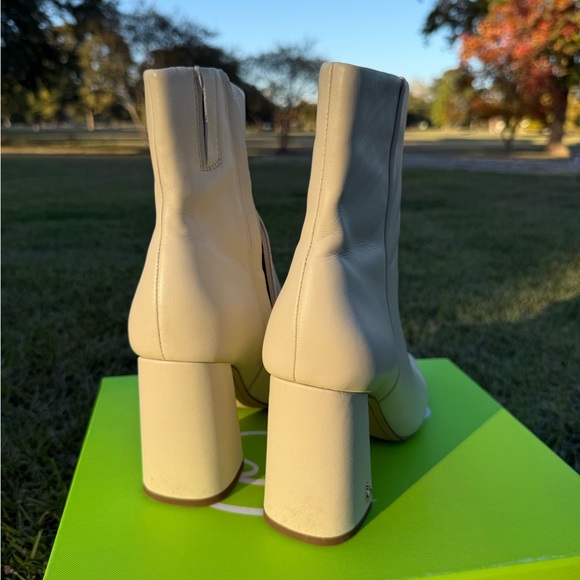 Sam Edelman Cream Ankle Boots - Picture 2 of 5